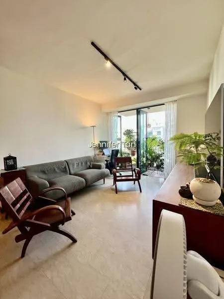 Cheap!! Condo at HDB Price!!! #08, Southeast Facing, Hurry!!! image 1 of 10