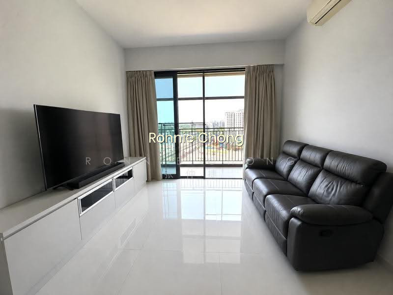 RIVERPARC RESIDENCE image 1 of 10