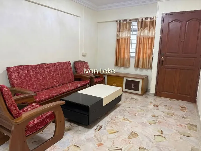 534 Jurong West Street 52 image 1 of 10