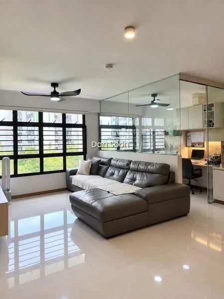 107B Bidadari Park Drive image 1 of 8
