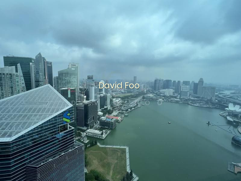 Marina Bay Residences image 1 of 10
