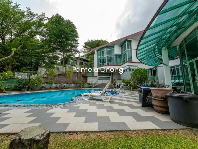 Hilltop Caldecott GCB Stunning View 1KM Chij / Marymount最顶尖优质洋房 Pam 90228600 Now! image 1 of 5