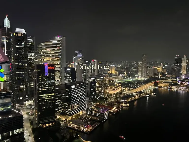 Marina Bay Residences image 1 of 10