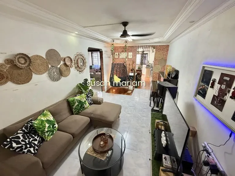 149 Woodlands Street 13 image 1 of 10