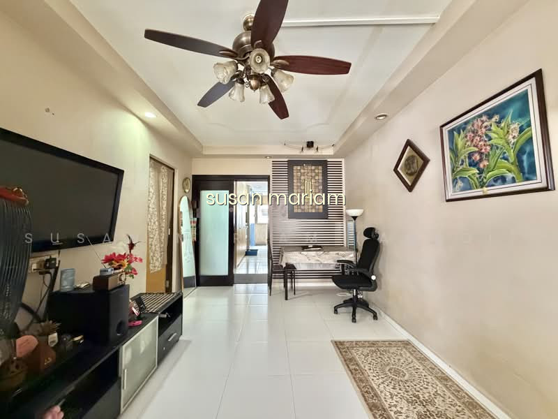 540 BUKIT BATOK STREET 52 image 1 of 10