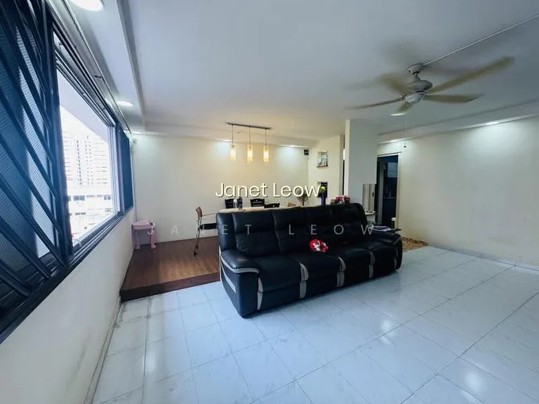 427 Choa Chu Kang Avenue 4 image 1 of 10