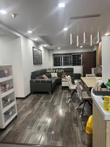 401 Fajar Road image 1 of 10