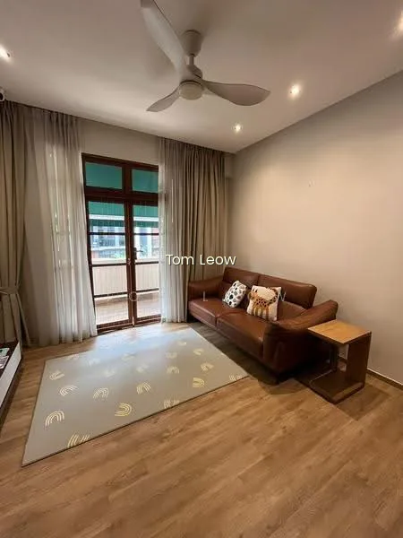 High Oak Condo image 1 of 10