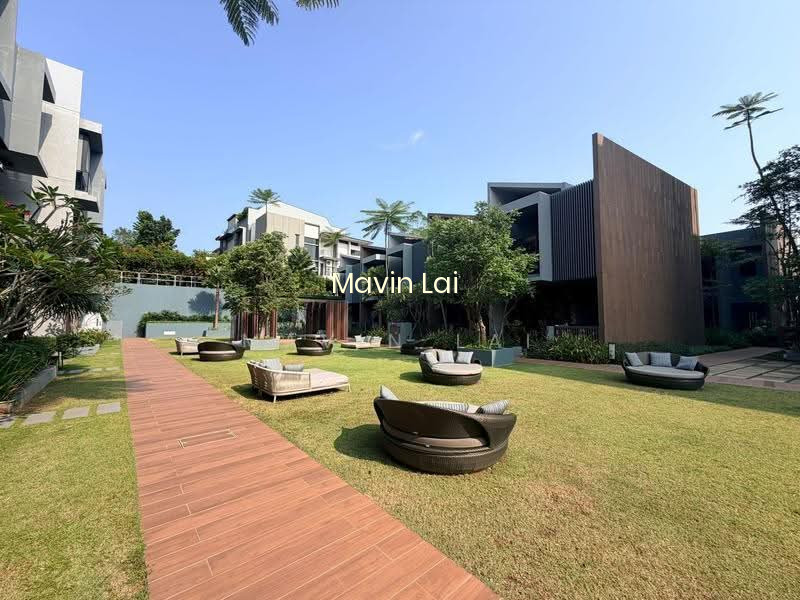 KENT RIDGE HILL RESIDENCES image 1 of 10