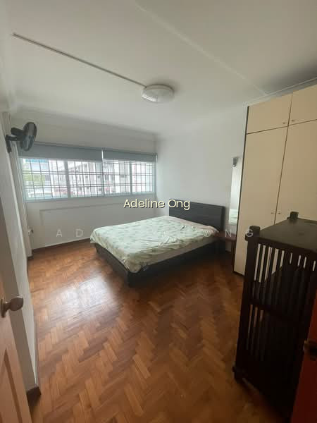 438 Tampines Street 43 image 1 of 10