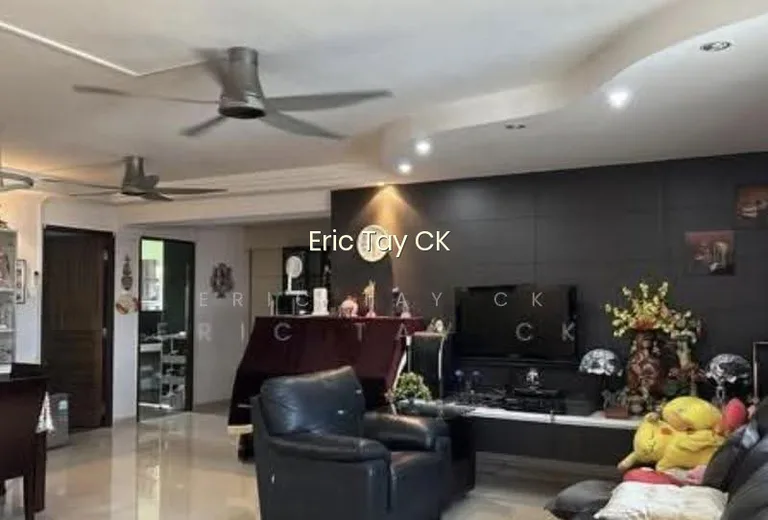 856C Tampines Street 82 image 1 of 10
