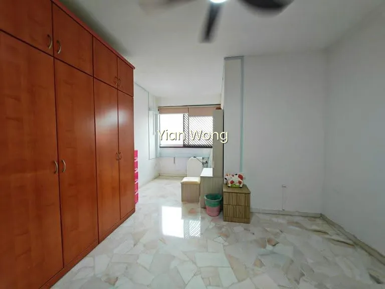 844 Yishun Street 81 image 1 of 8