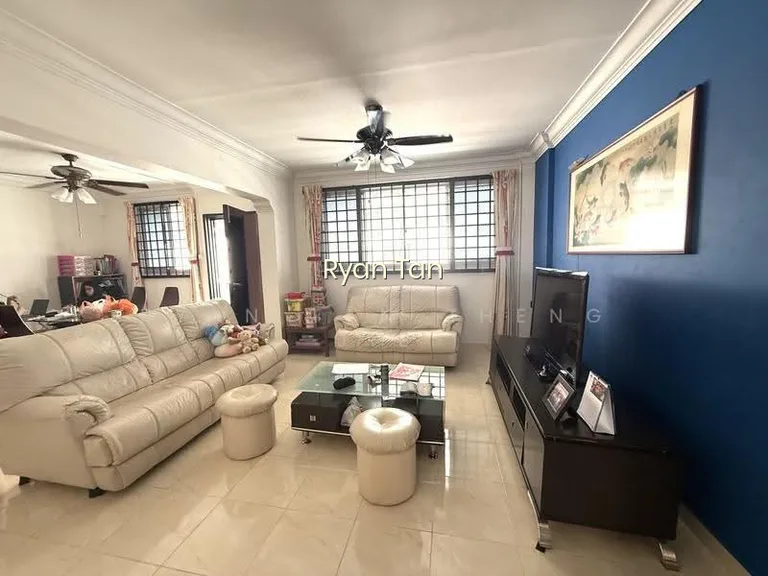 212 Choa Chu Kang Central image 1 of 7