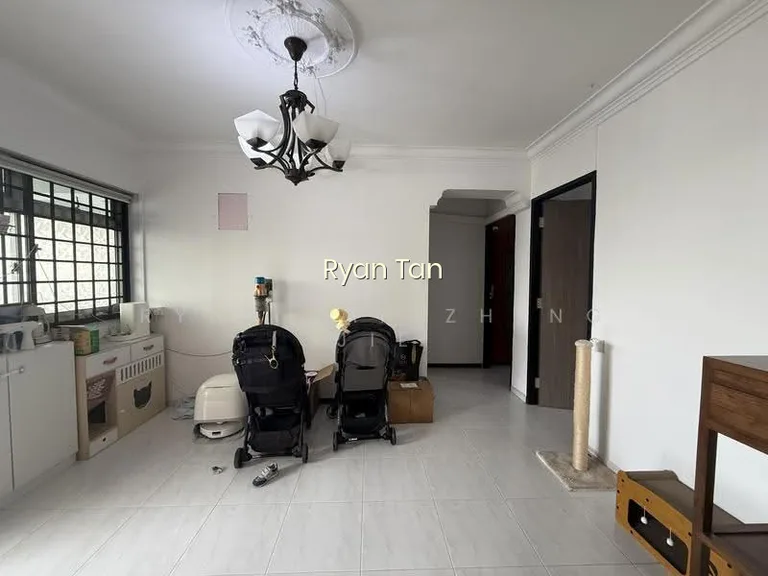 607 Choa Chu Kang Street 62 image 1 of 10