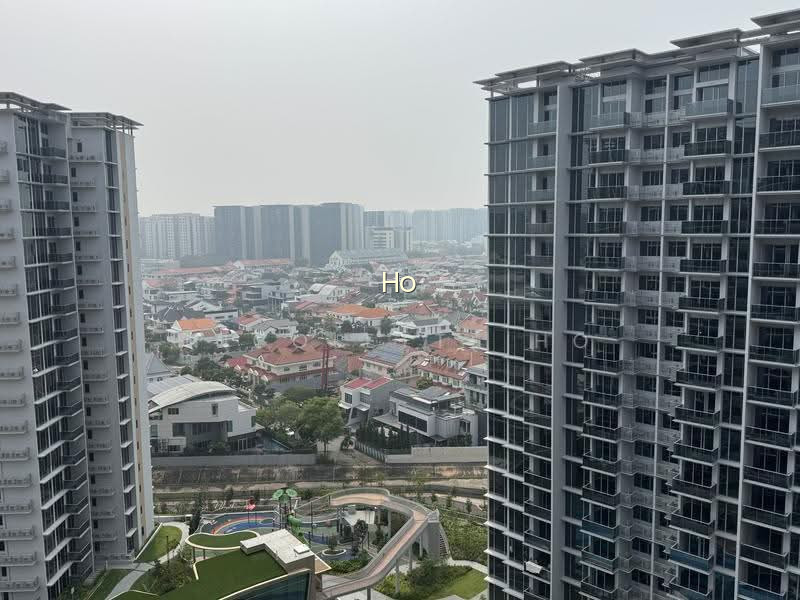 Grand Dunman image 1 of 10