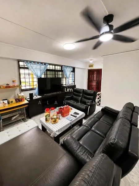 334 Sembawang Close image 1 of 10