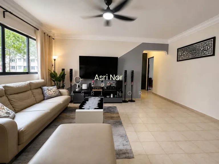929 Jurong West Street 92 image 1 of 10