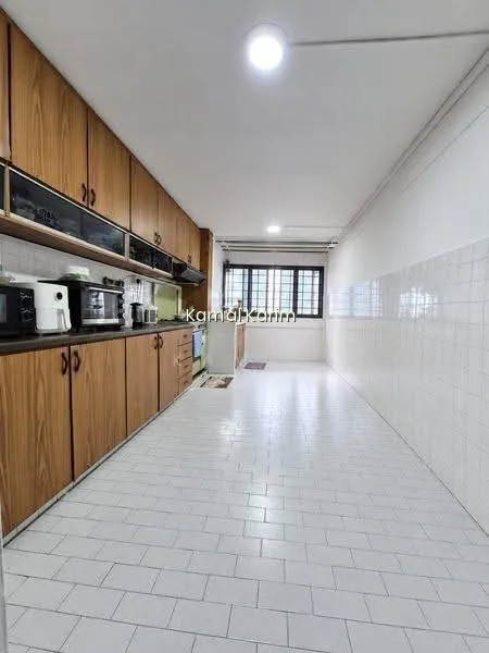 205 Clementi Avenue 6 image 1 of 10