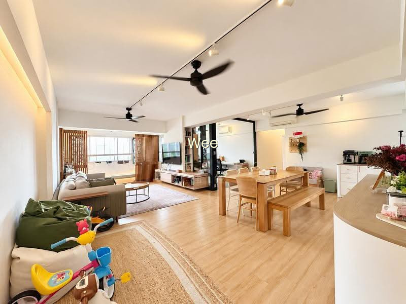 456 Pasir Ris Drive 4 image 1 of 10