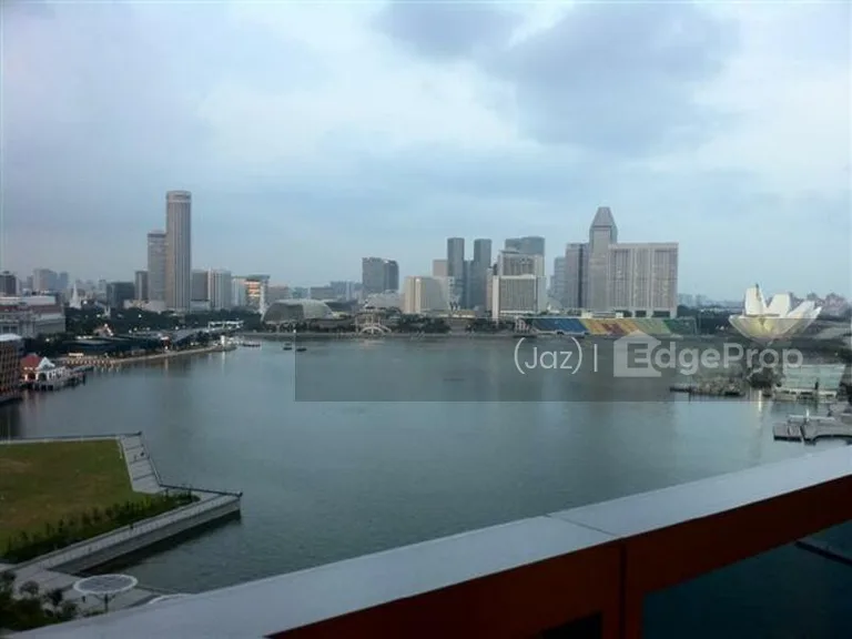 Marina Bay Residences image 1 of 10