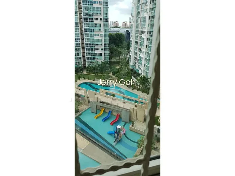 Goldenhill Park Condo image 1 of 10