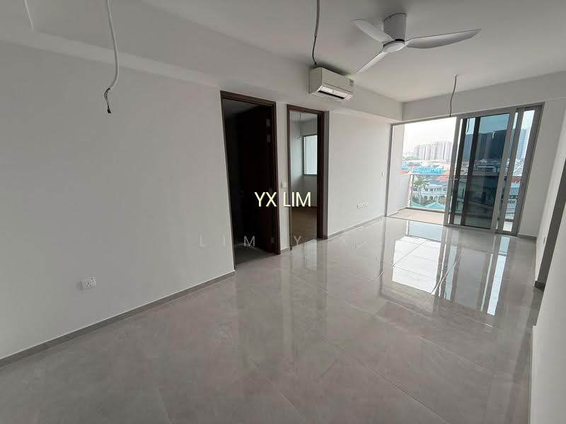 Grand Dunman image 1 of 10