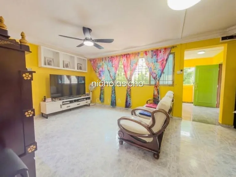 323 Bukit Batok Street 33 image 1 of 10