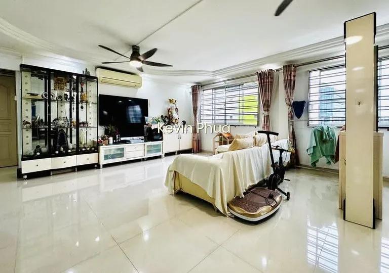 646 Yishun Street 61 image 1 of 10