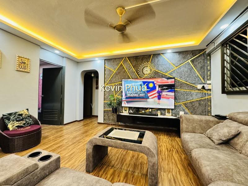 851 Yishun Street 81