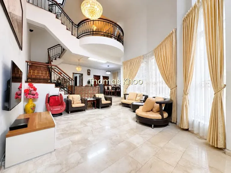 Rare Spacious Semi-Detached Situated Near Rivervale Mall image 1 of 10