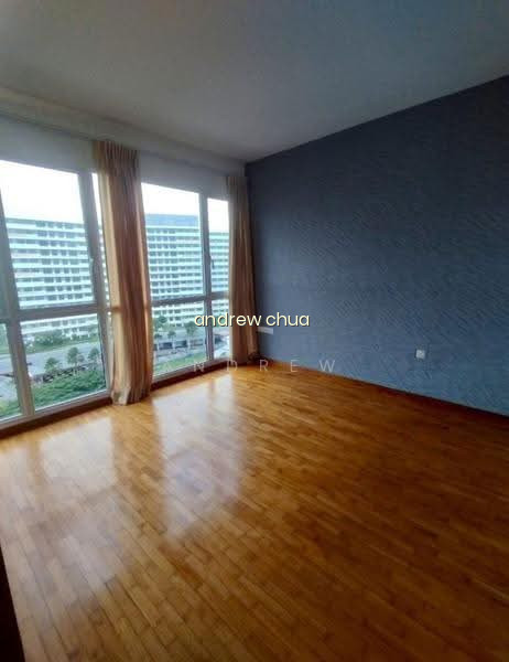 THE TAMPINES TRILLIANT image 1 of 10