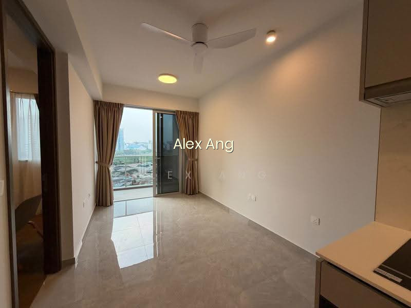 Grand Dunman image 1 of 10