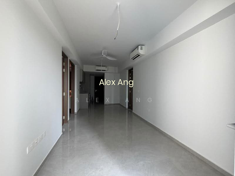 Grand Dunman image 1 of 10