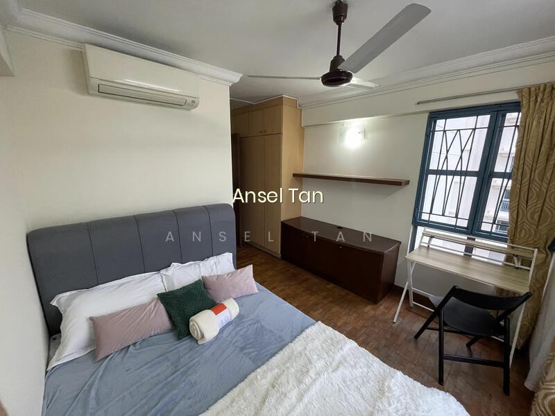 WALK TO BEDOK RESERVOIR MRT - COMMON ROOM FOR LEASE image 1 of 5