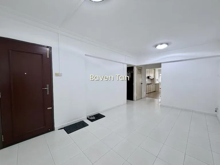 144 Tampines Street 12 image 1 of 10