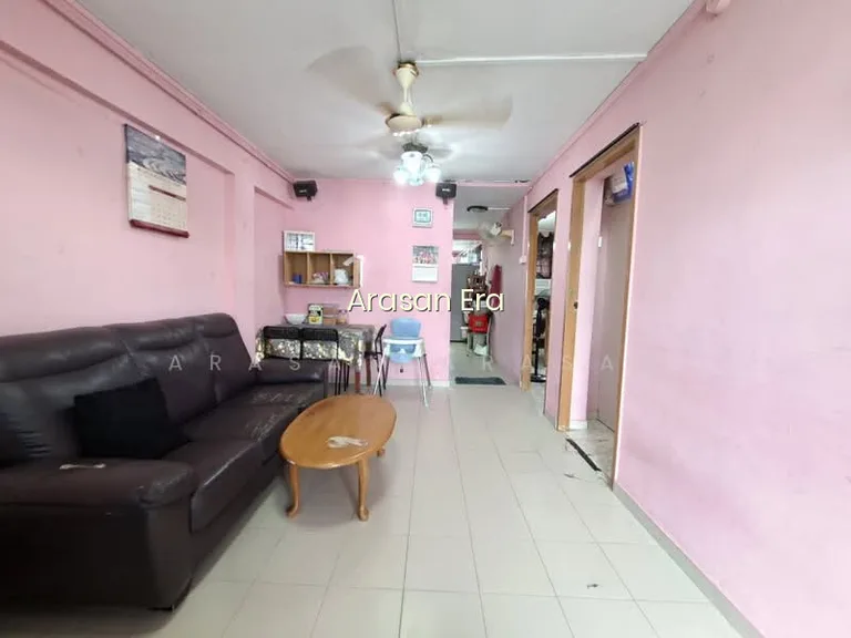 32 Jalan Bahagia image 1 of 10