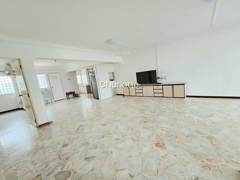 46 LENGKOK BAHRU image 1 of 10
