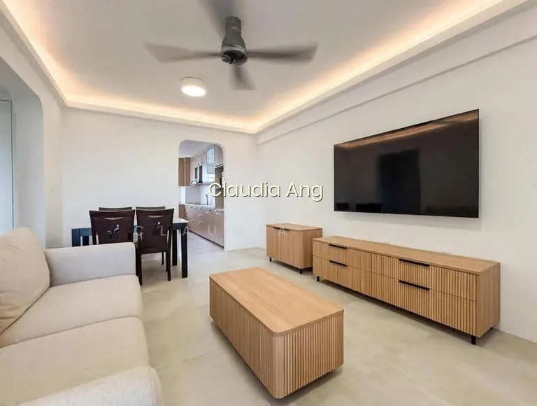 110 Yishun Ring Road image 1 of 10