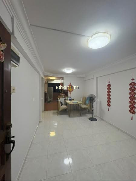 64 CIRCUIT ROAD image 1 of 10