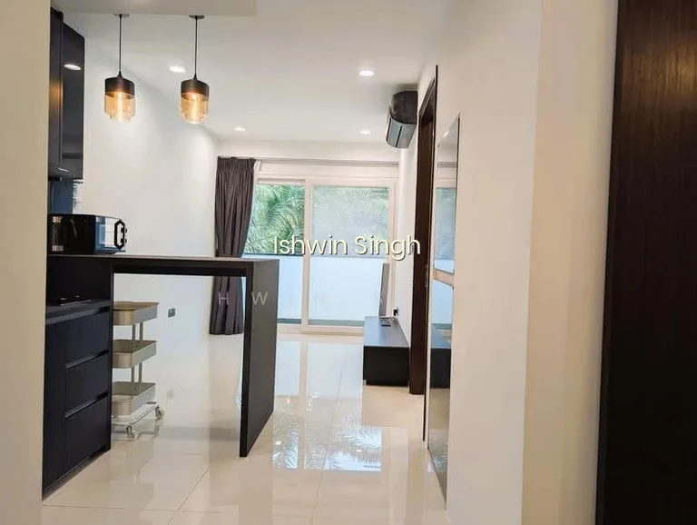 Siglap V image 1 of 10