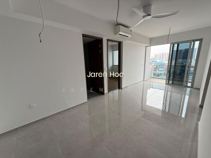 Grand Dunman image 1 of 10