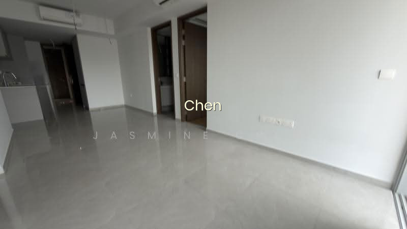 Grand Dunman image 1 of 10