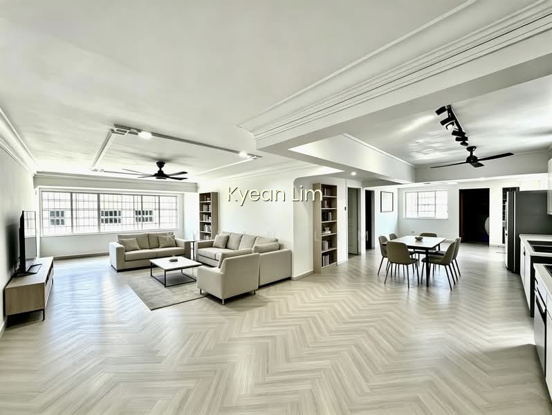 643 Yishun Street 61 image 1 of 10