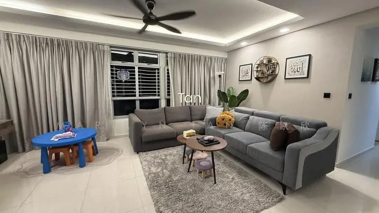 522C Tampines Central 7 image 1 of 5