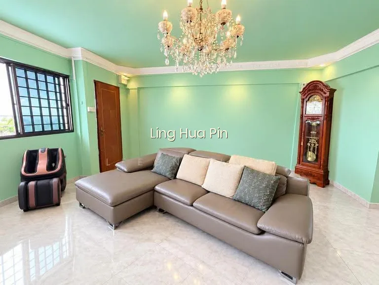 148 Yishun Street 11 image 1 of 10