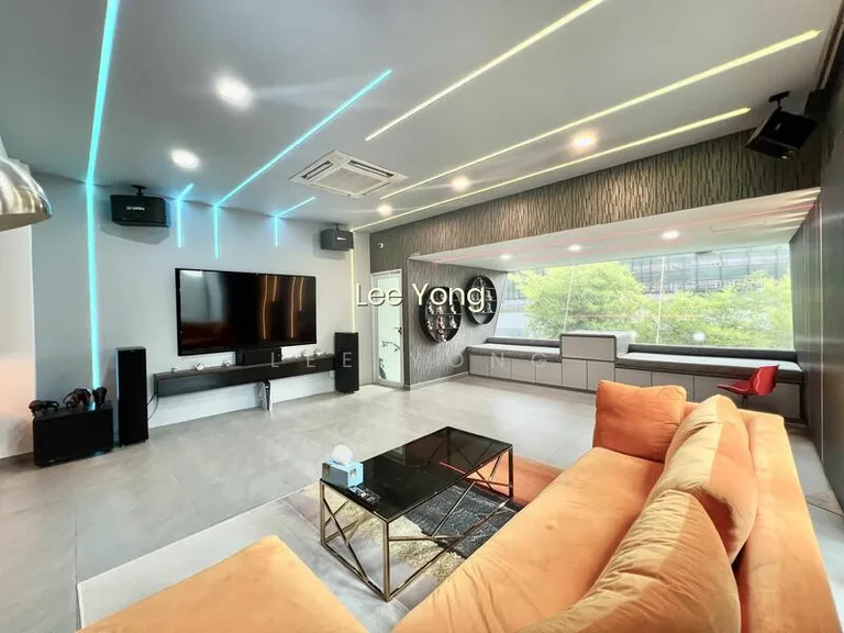 Loyang Villas image 1 of 10