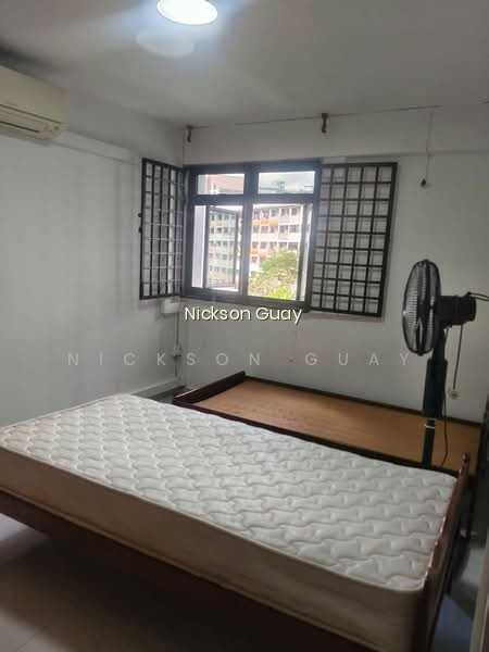 2 COMMON ROOM AVAILABLE FOR RENT IN 120 HO CHING RD, 072 image 1 of 6