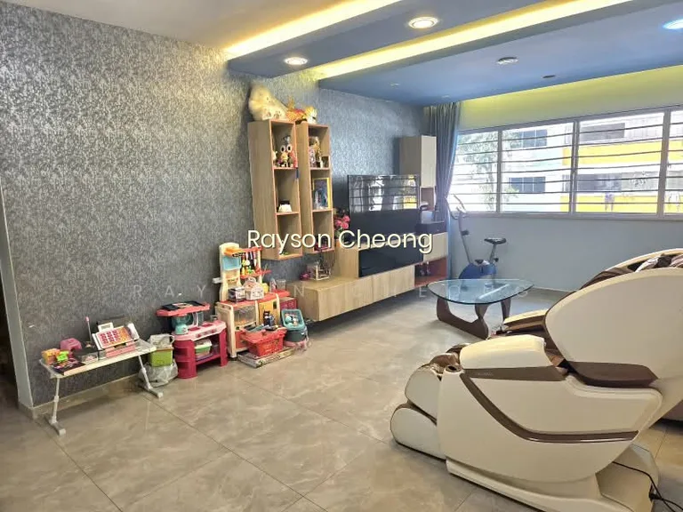 820 Yishun Street 81 image 1 of 10