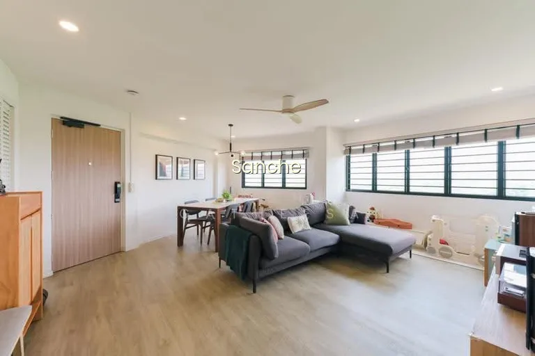 458 Hougang Avenue 10 image 1 of 10