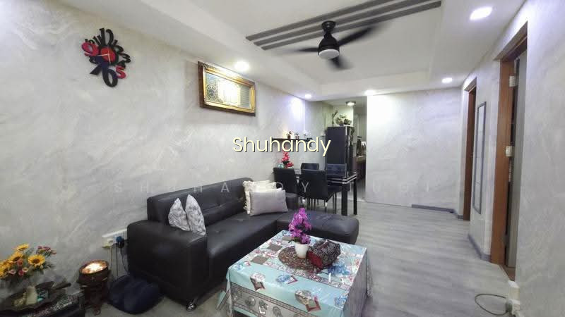 114 HO CHING ROAD image 1 of 9